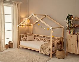 Duru - Natural çatılı Montessori ( Açık )